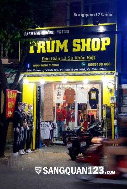 Sang nhượng shop thời trang Nam cao cấp Quận Tân Phú