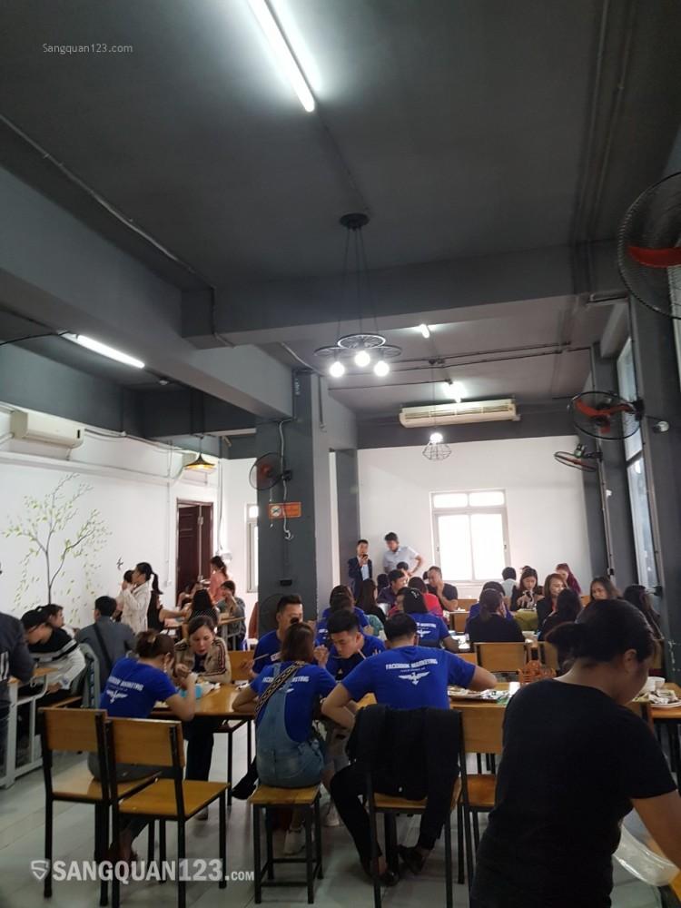 Sang nhượng cafe cơm văn phòng ở Hoàng Đạo Thuý