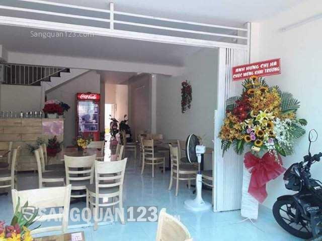 Cần sang quán cafe còn mới gần sân bay Tân Sơn Nhất