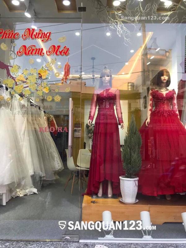 Sang shop áo cưới đang kinh doanh tốt 415 Phan Huy Ích, P.14, Gò Vấp