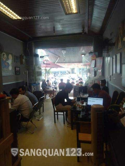 Cần sang quán cafe đang kinh doanh tốt mặt tiền Hùng Vương, Q5