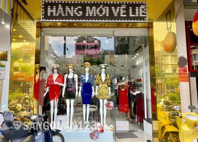 Cần sang shop thời trang nữ mặt tiền Phan Xích Long - Q.Phú Nhuận