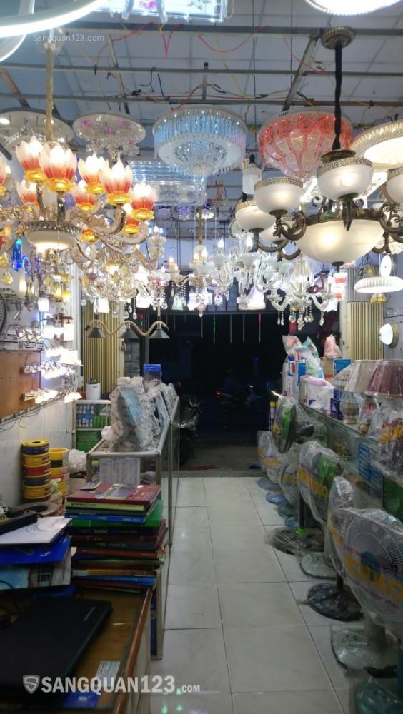 Sang cửa hàng Thiết Bị Điện, Đèn Trang Trí mặt tiền Lê Văn Khương