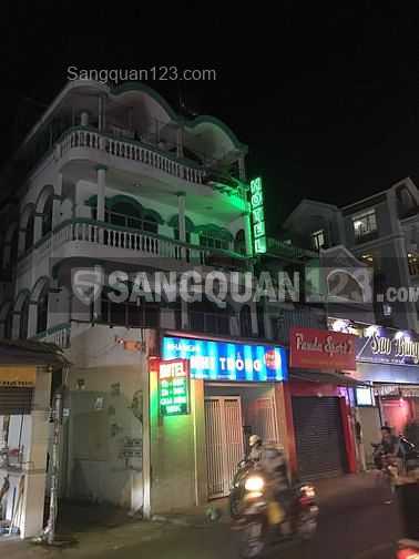 Sang khách sạn gấp 18 phòng MT đường Nguyễn Văn Đậu
