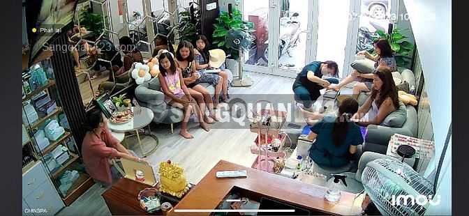 Sang nhanh tiệm Nails & Spa giá 350tr quận Phú nhuận