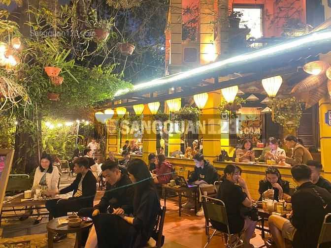 Cần Sang Quán Cafe  Mặt Tiền 10m - Hào Nam, Vũ Thạnh