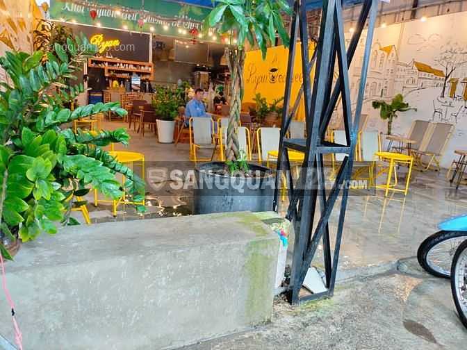 Sang Nhượng Quán Cafe Đường Bùi Văn Ba, Diện tích 7x25m