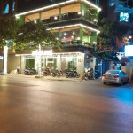 Sang gấp quán cafe mặt phố Thanh Nhàn, quận Hai Bà Trưng, Hà Nội