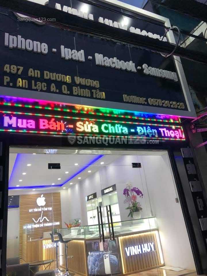 sang cửa hàng điện thoại