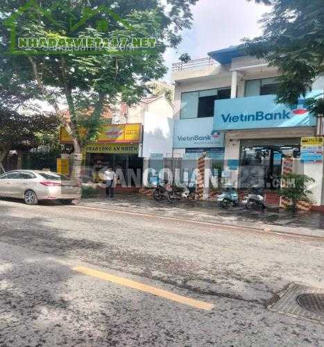 NHƯỢNG QUÁN CHÁO LÒNG –  KHU ĐÔNG DÂN CƯ, TRỤC ĐƯỜNG CHÍNH PHỐ VIỆT HƯNG